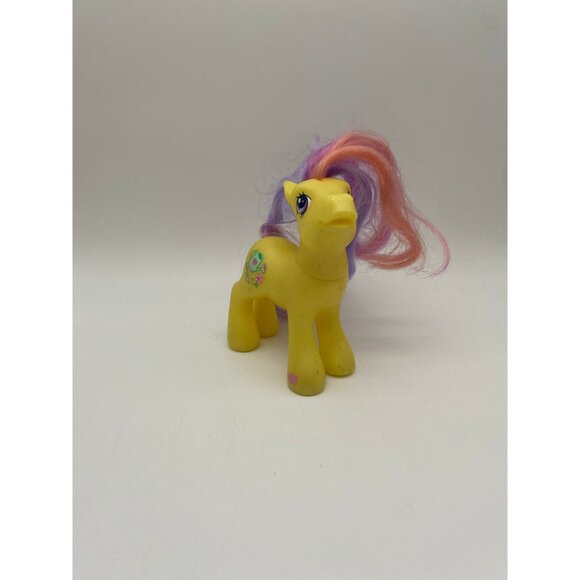 2004 My Little Pony Flower Wishes Figurine Toy - Picture 2 of 6